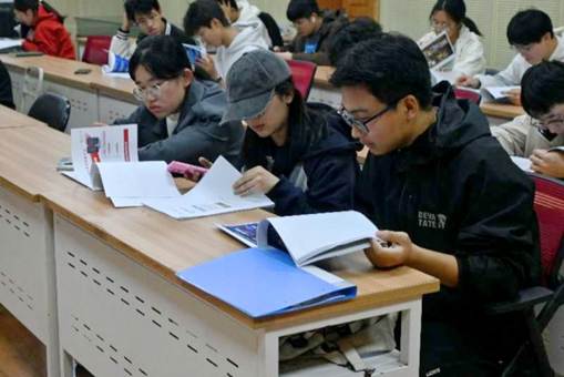 retouch_2025102716390824