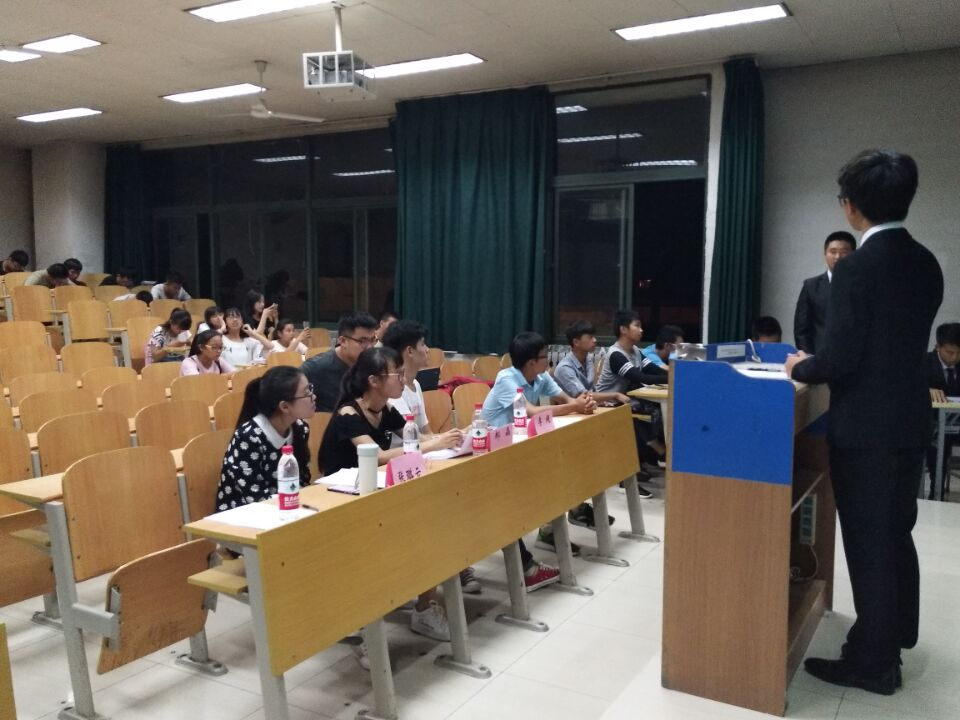 地测学院:地测学院新生辩论赛顺利开展-先锋家